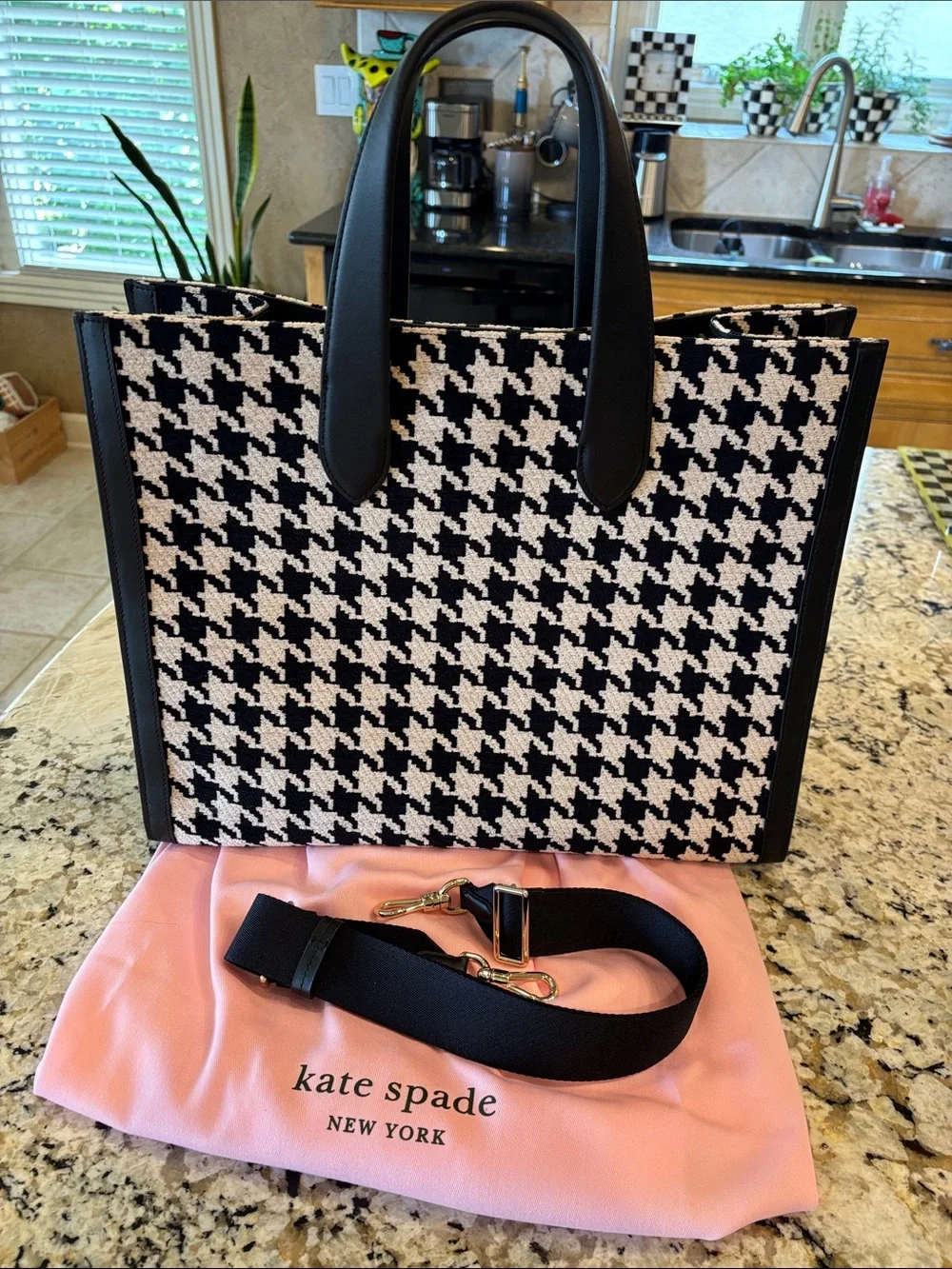 NWOT - Kate Spade- Black and White Houndstooth Tote with Detachable Strap